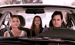 tumblr_o9m77hYsAH1rlbc16o6_250.gif