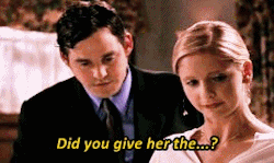 tumblr_o9m77hYsAH1rlbc16o4_250.gif